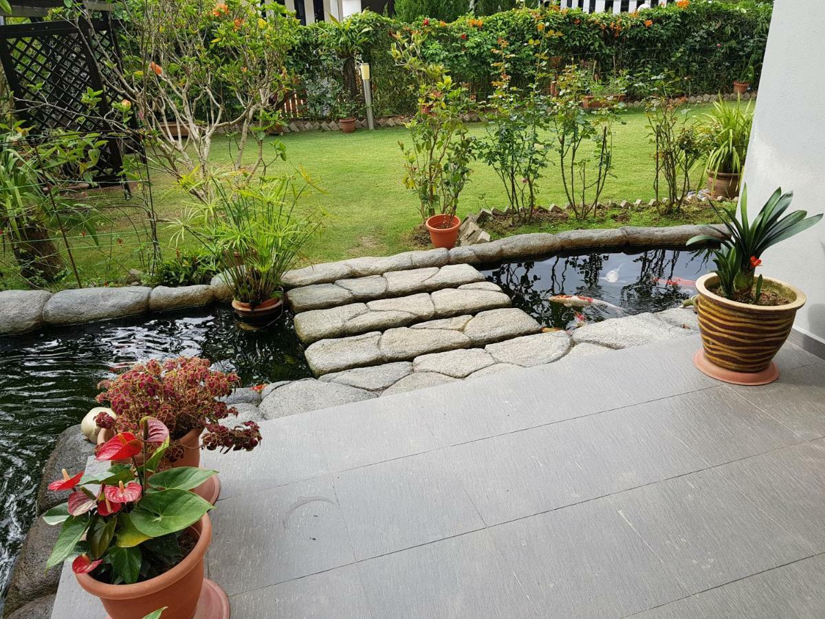 Crystal Cameron Vacation Rumah percutian *